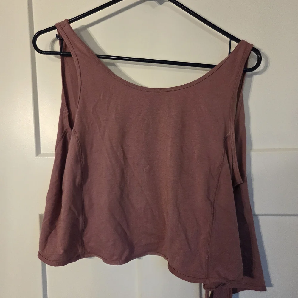 Lululemon‎ Tie Front Tank Size 8